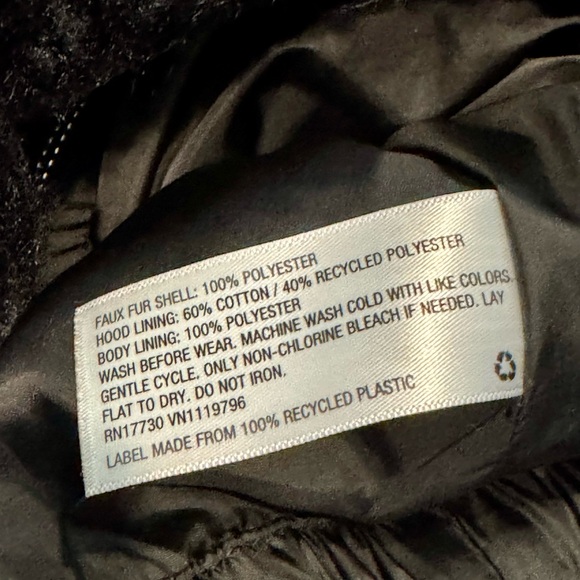 Cat & Jack Black Faux Fur Waist Length Girls Jacket w/hood Size L - Picture 3 of 9